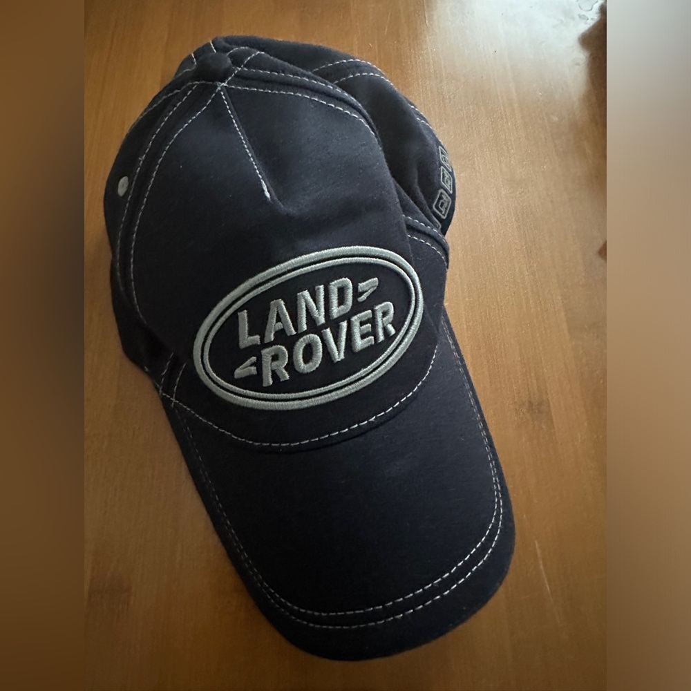 Land Rover hat